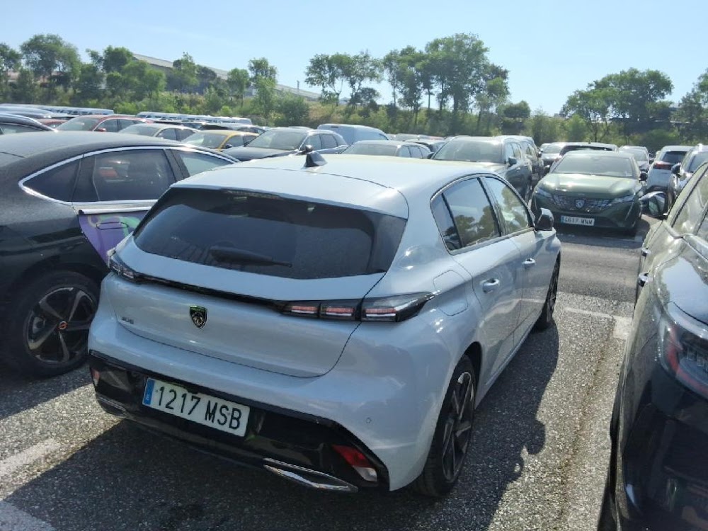 Foto Peugeot 308 8