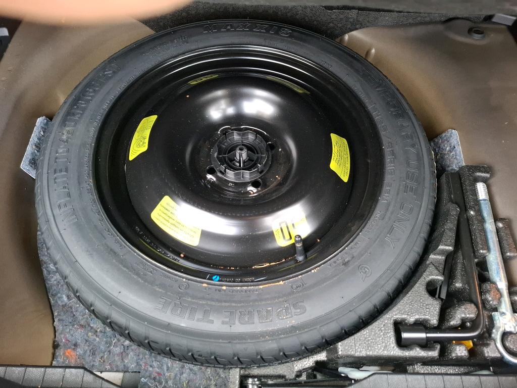 Peugeot 2008 BlueHDi 130 S&S EAT8 Allure Business 2020