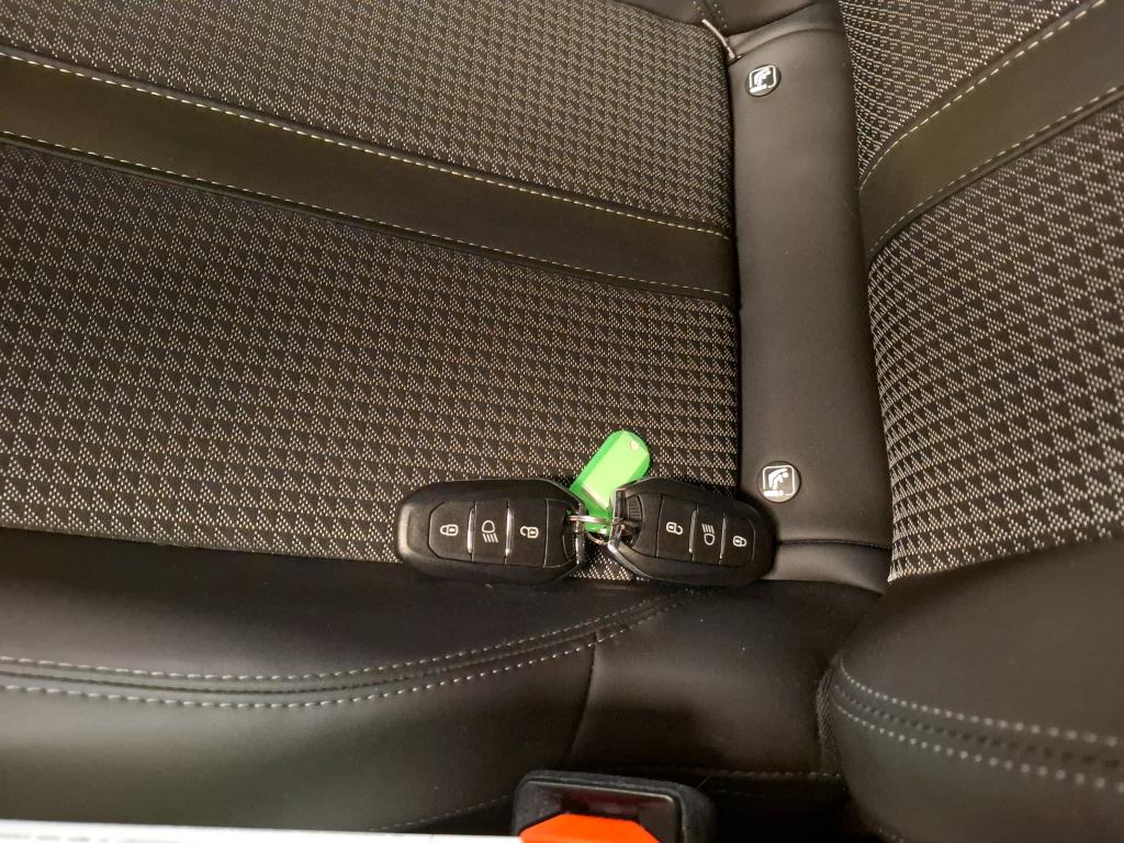 Peugeot 2008 Electrique 136 ch GT 2023