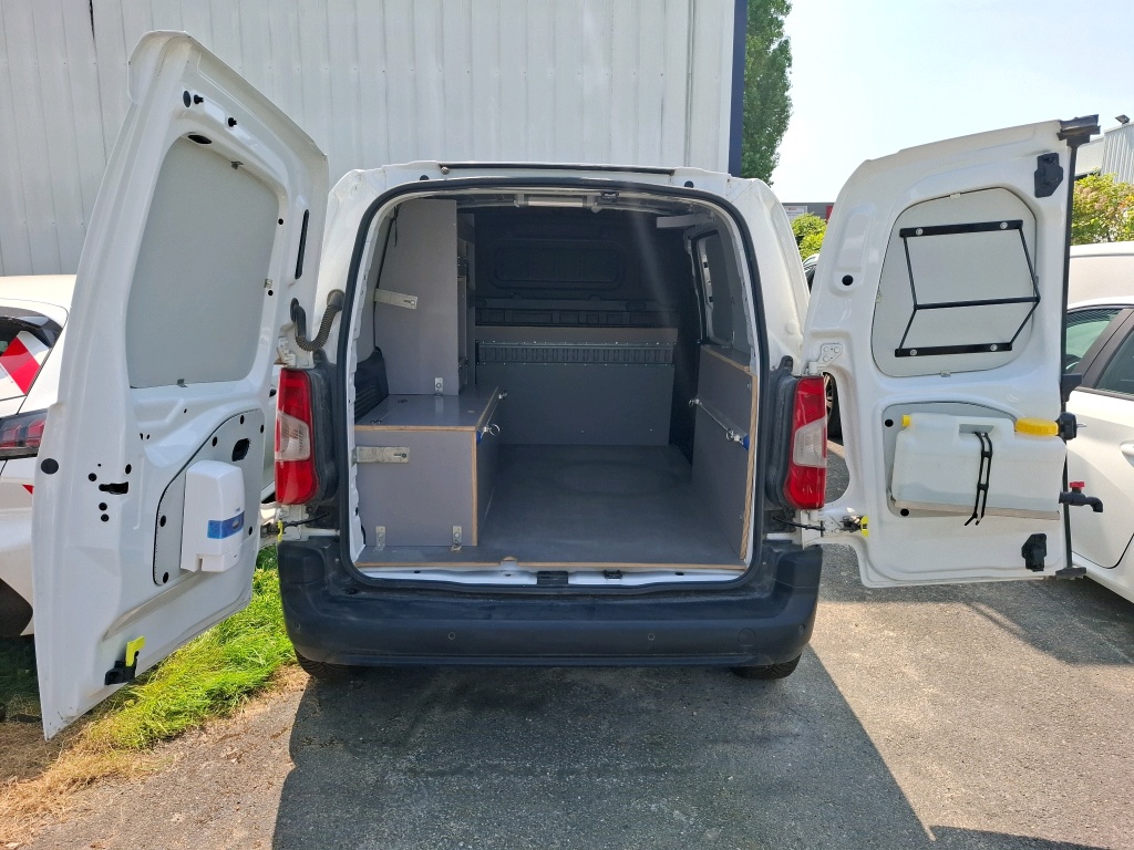 Peugeot PARTNER FOURGON STANDARD 650 KG BLUEHDI 100 S&S BVM5 PREMIUM 2021