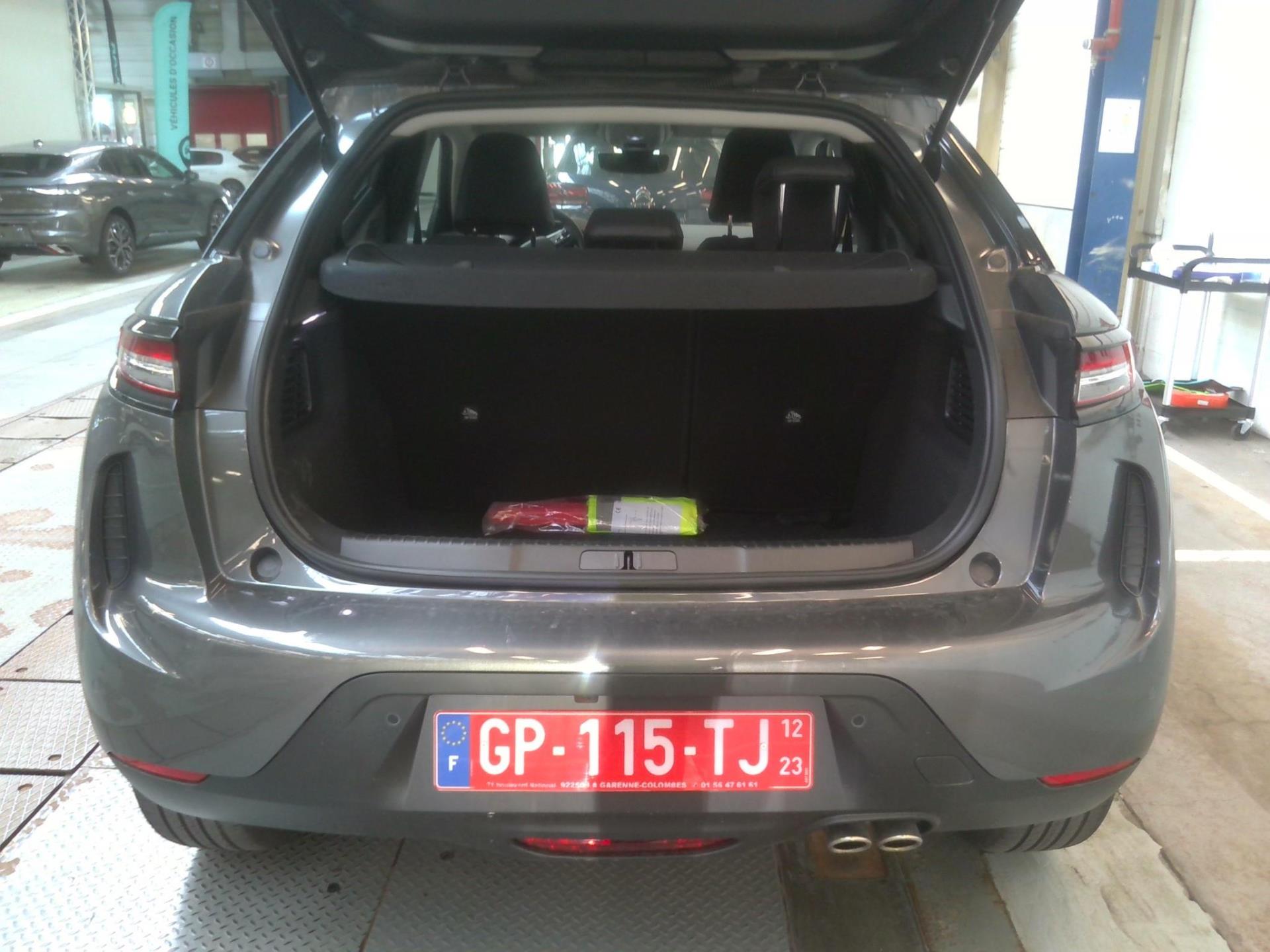 DS DS3 Crossback PureTech 130 EAT8 Rivoli 2023