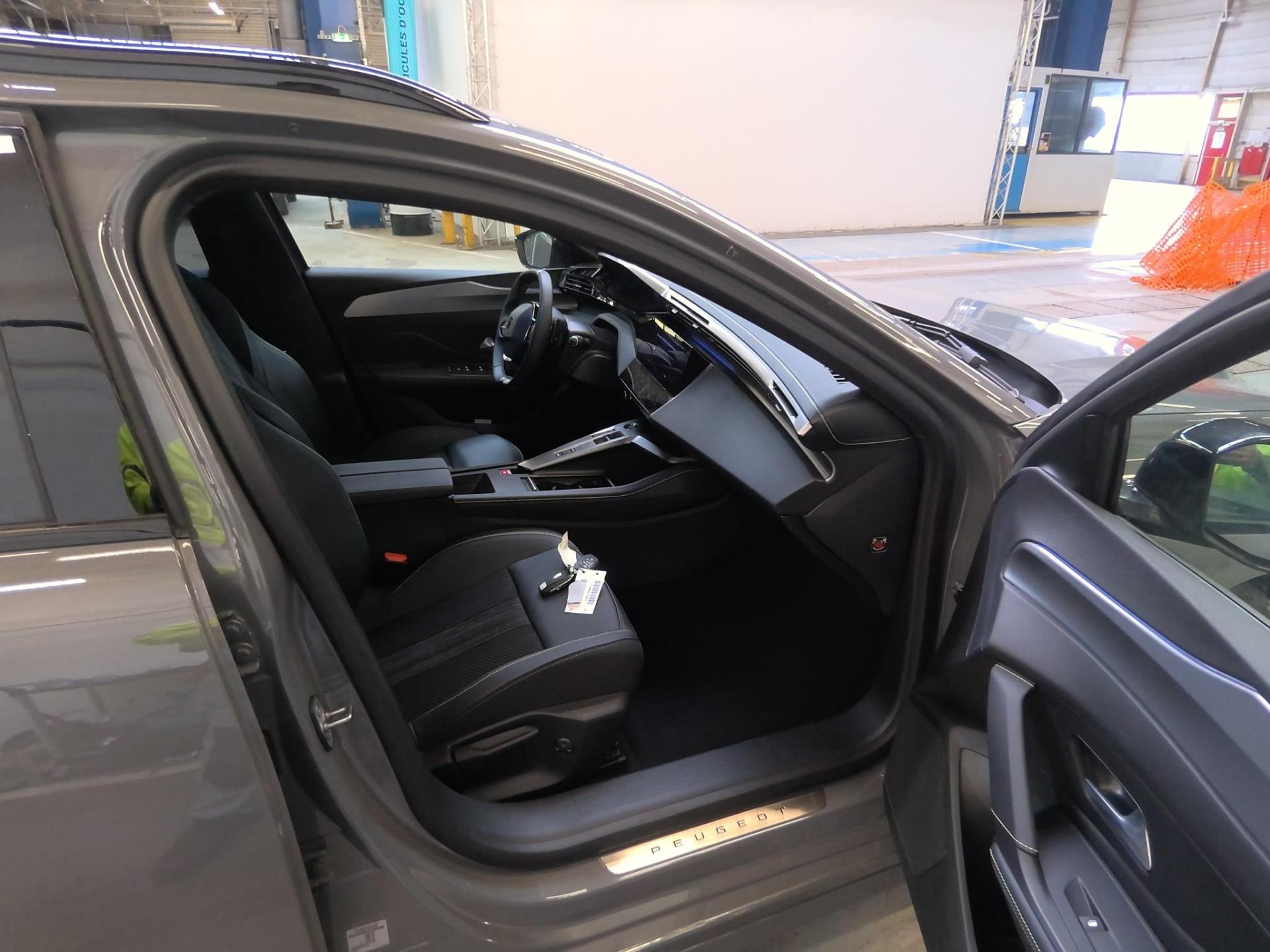 Peugeot 308 SW Plug-in Hybrid 195 ch e-DCS7 GT 2024