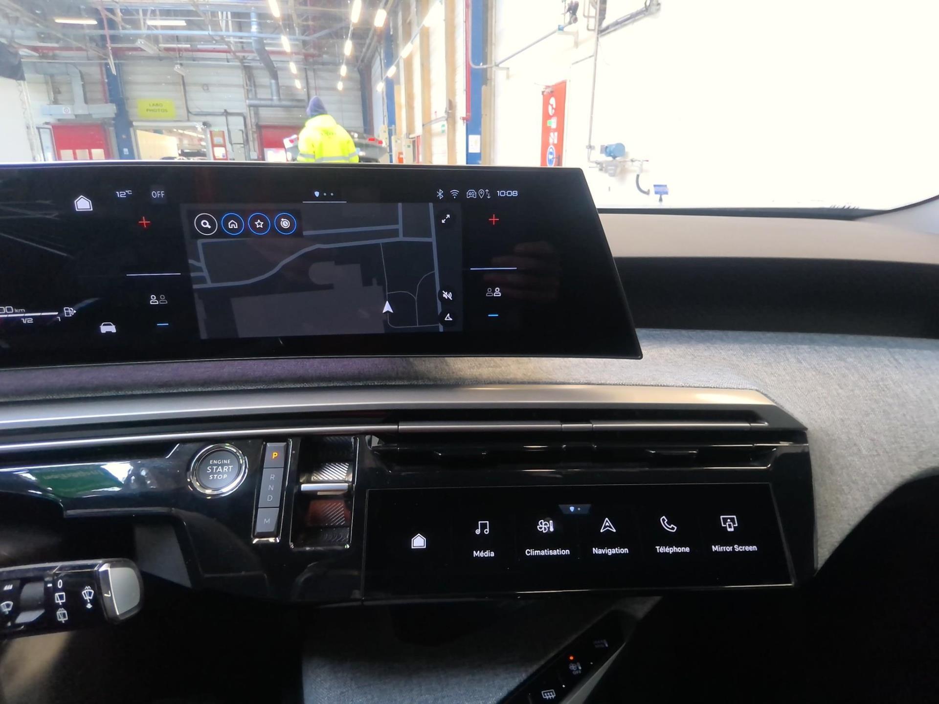 Peugeot 5008 Hybrid 145 ch e-DCS6 Allure 2025