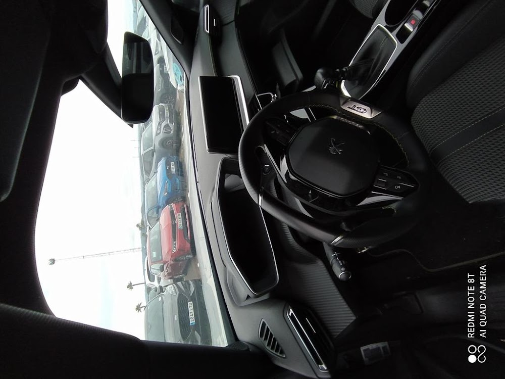 Foto Peugeot 2008 13