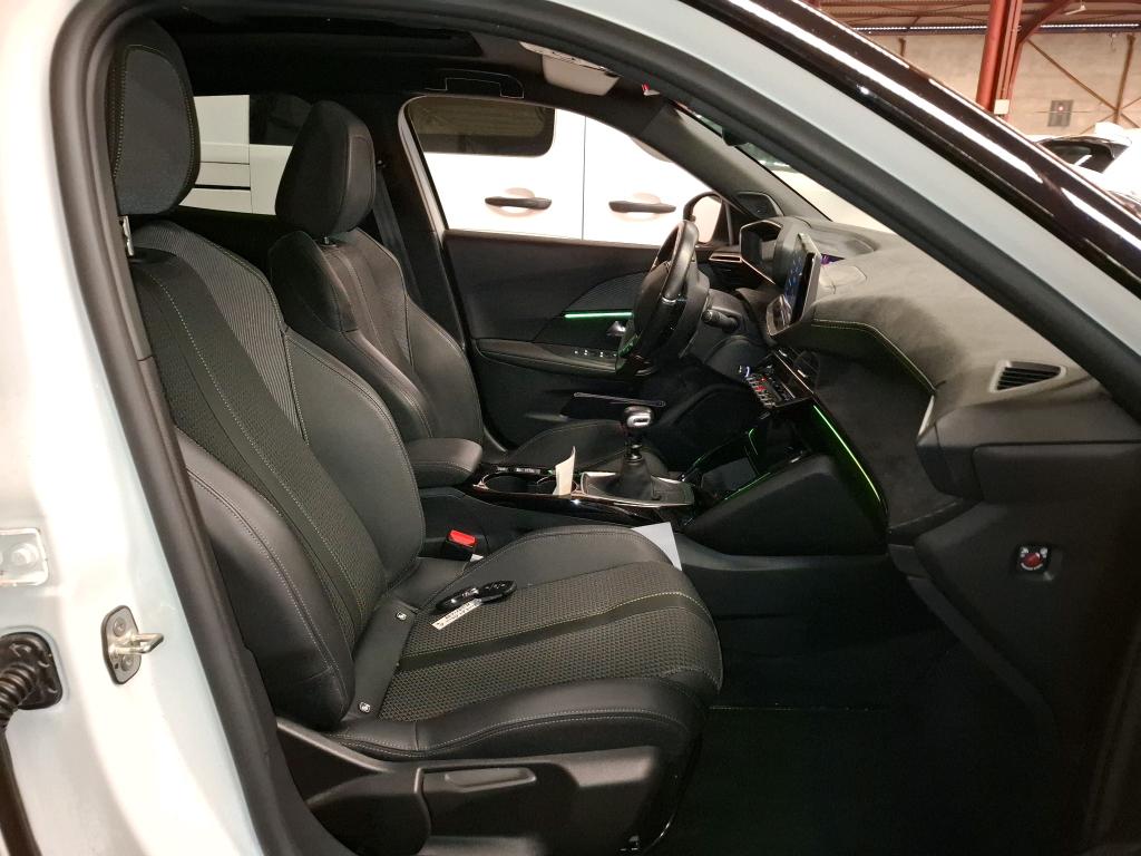 Peugeot 2008 PureTech 130 S&S BVM6 GT 2021