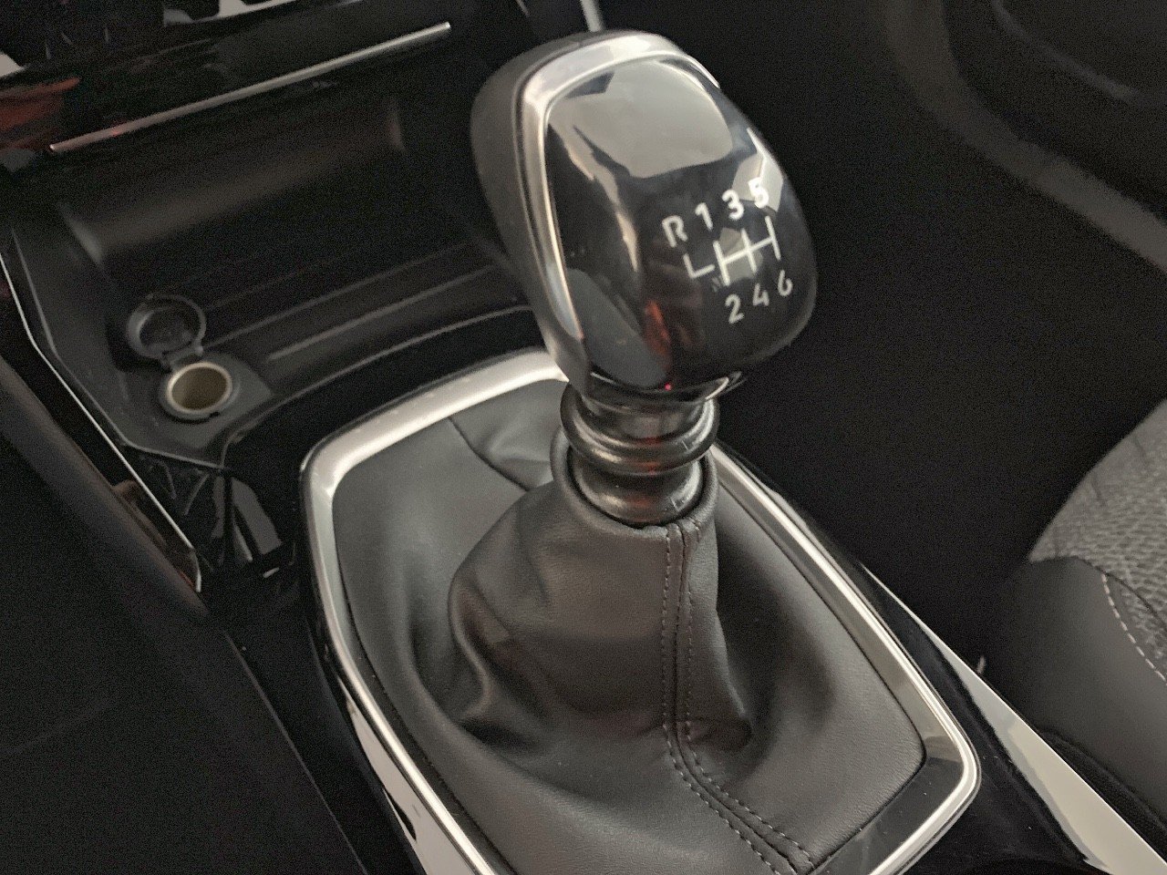 Peugeot 2008 100 S&S BVM6 Allure 2024