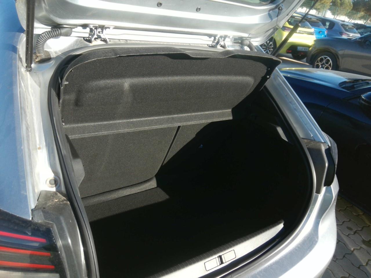 Foto Peugeot 208 7