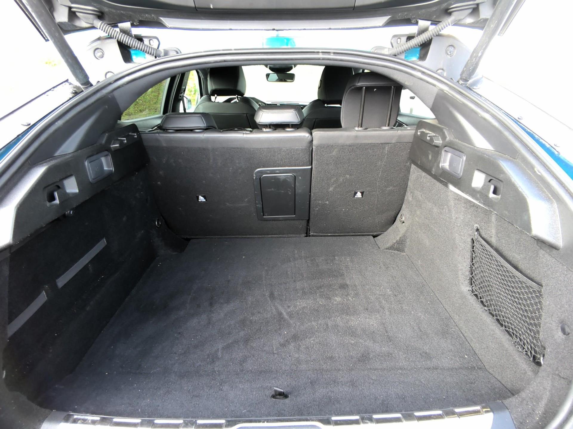 Peugeot 408 Hybrid 145 e-DCS6 GT 2025