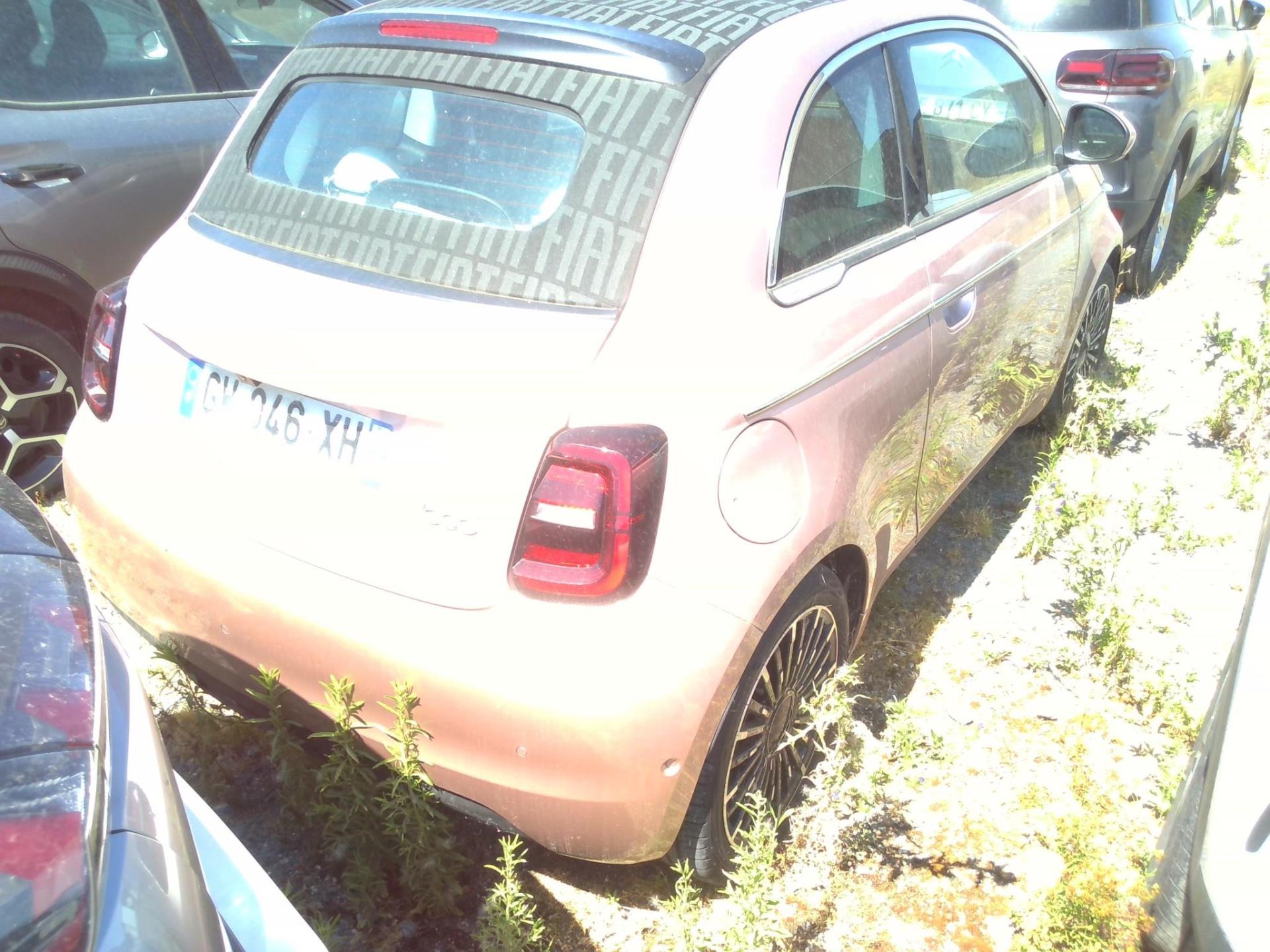 FIAT 500C e 118 ch La Prima 2023