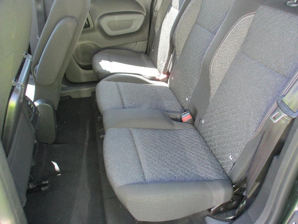 Foto Peugeot Rifter 11