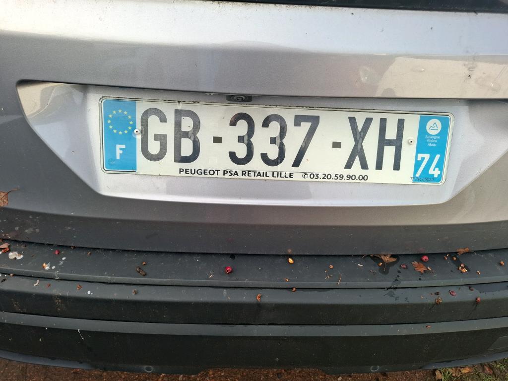 Peugeot 3008 BlueHDi 130ch S&S EAT8 Active Business 2021