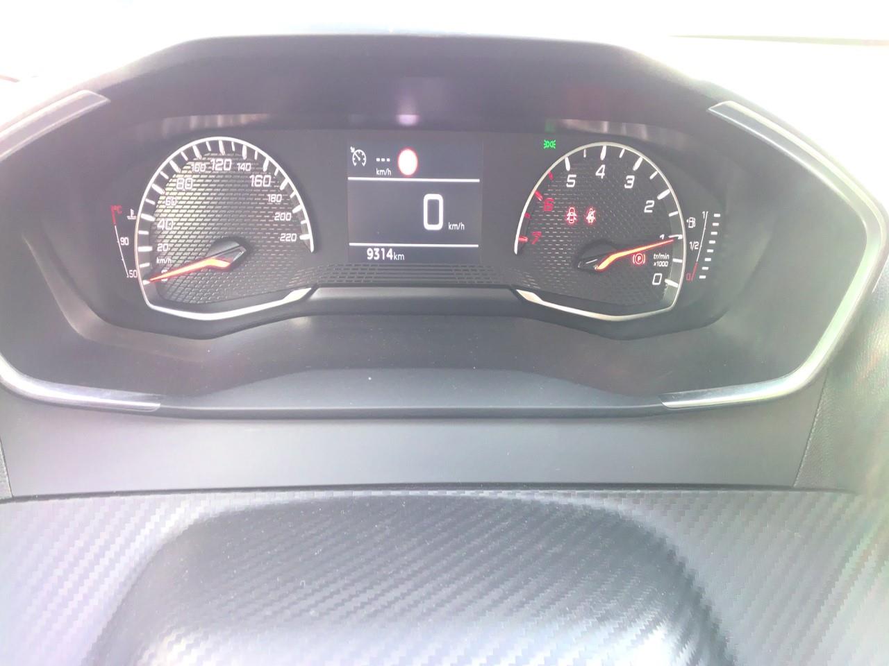 Foto Peugeot 208 5