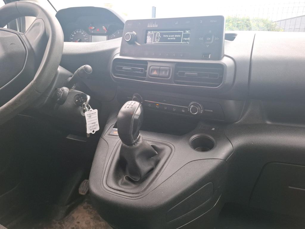 Peugeot PARTNER FOURGON STANDARD 650 KG BLUEHDI 100 BVM5 PREMIUM 2019