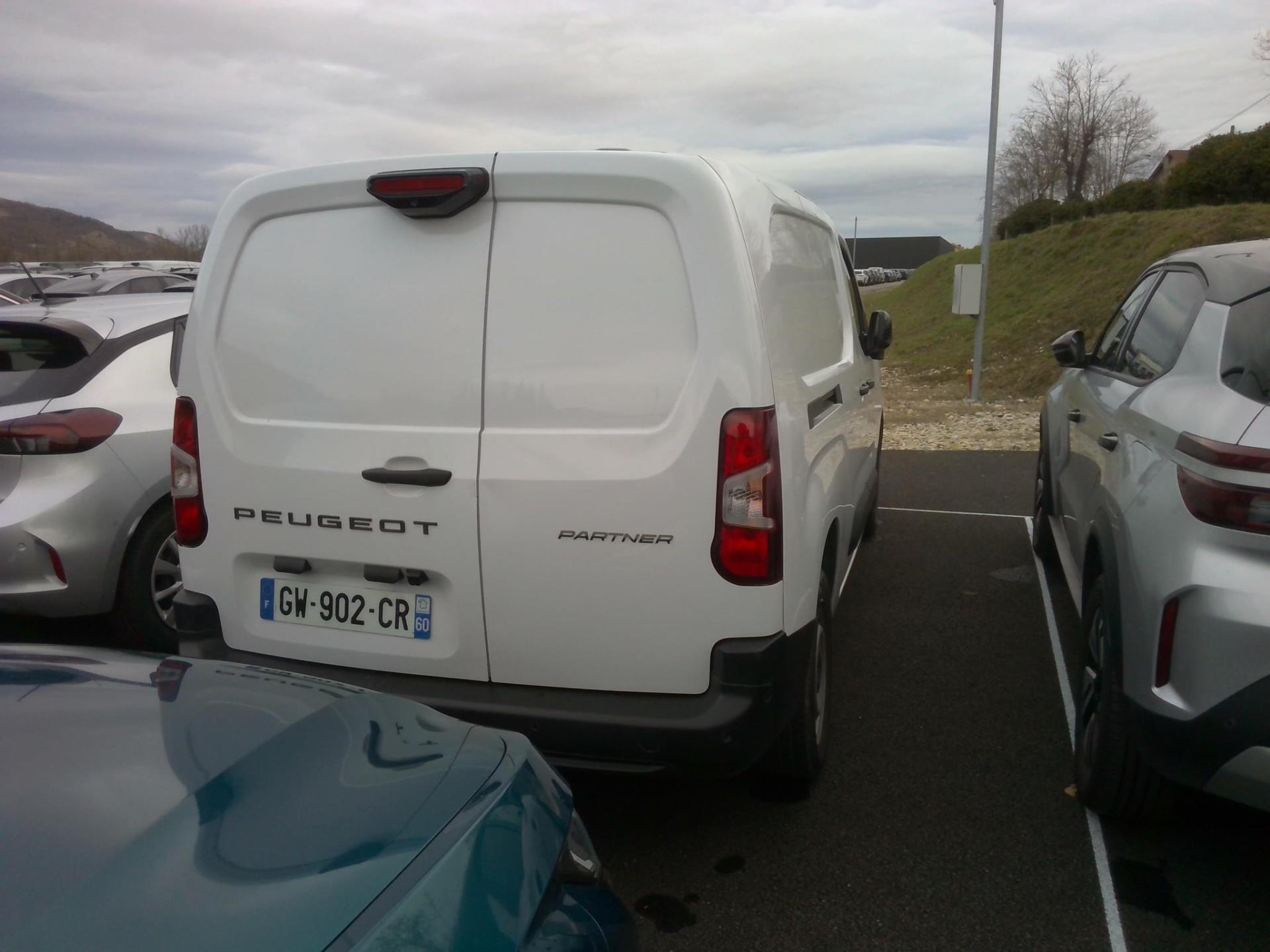 Peugeot PARTNER FOURGON XL 950 KG BLUEHDI 100 S&S BVM6  2024