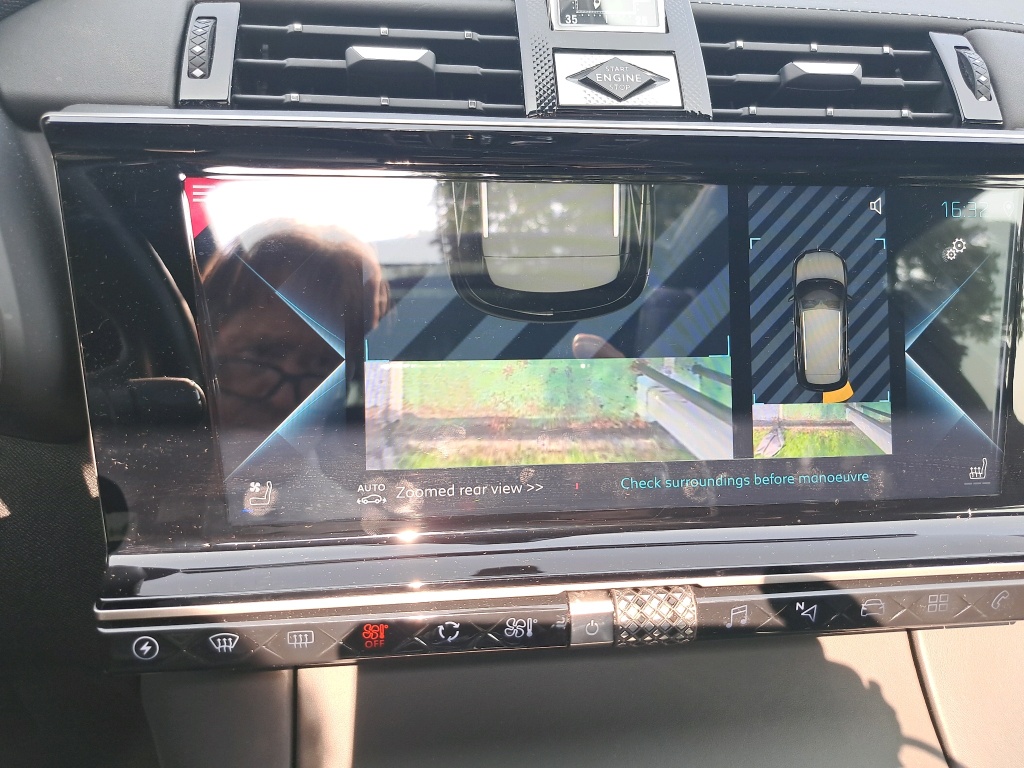 DS DS7 Crossback Hybride E-Tense 300 EAT8 4x4 Louvre 2021