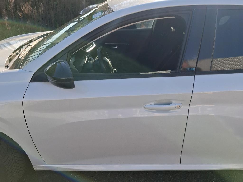 Peugeot 208 BlueHDi 100 S&S BVM6 Style 2022
