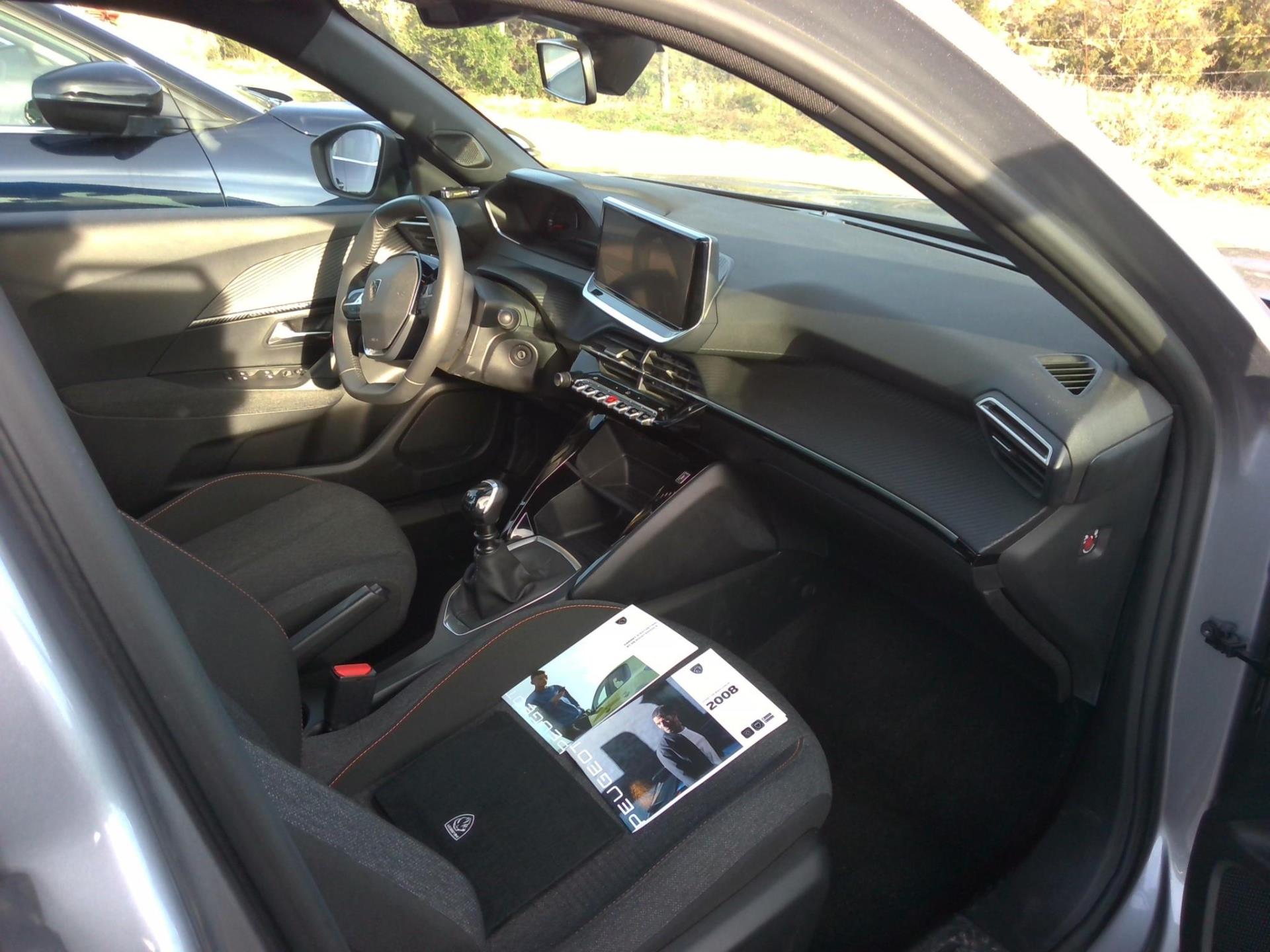 Peugeot 2008 100 S&S BVM6 Style 2025