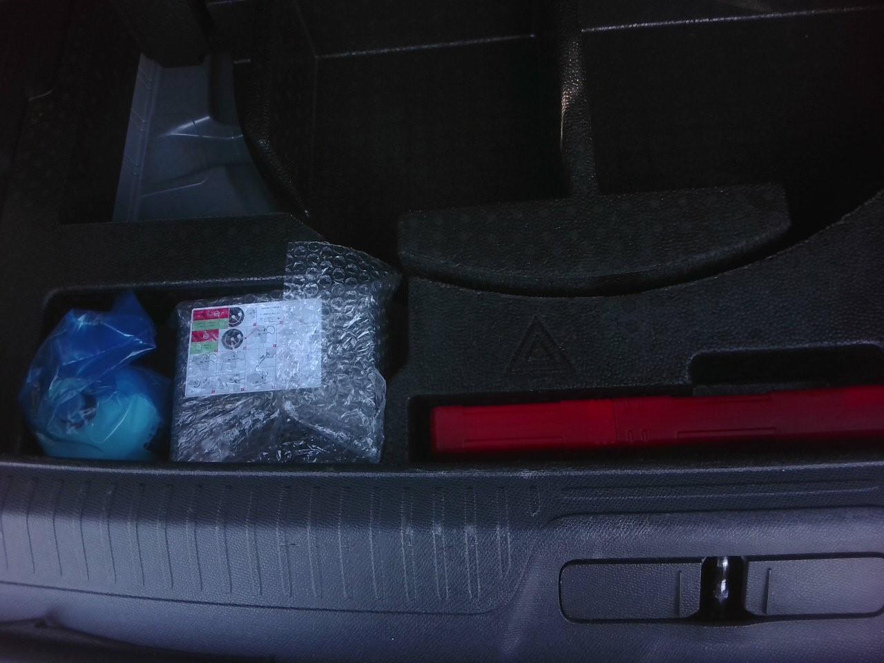 Foto Peugeot 408 15