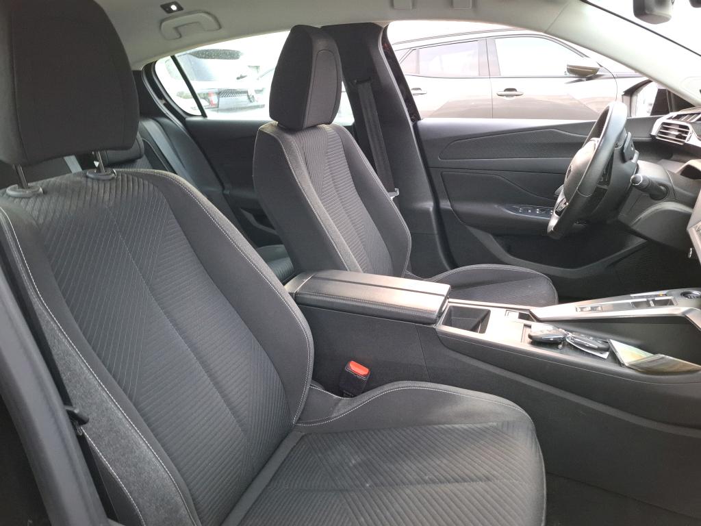 Peugeot 308 PHEV 180 e-EAT8 Active Pack 2023