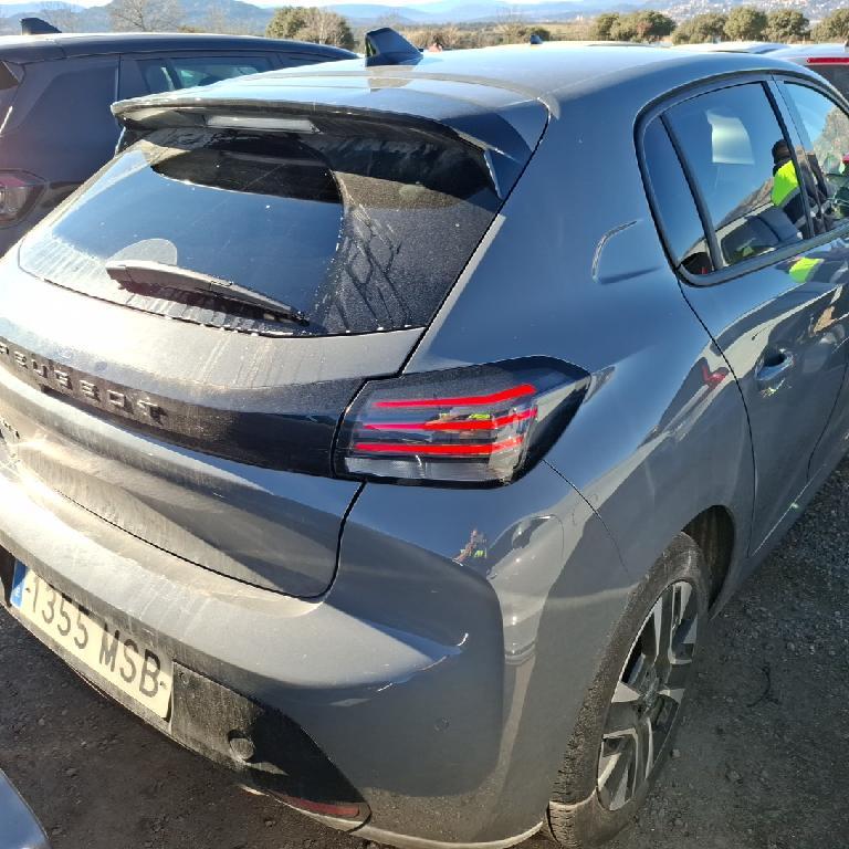 Foto Peugeot 208 10