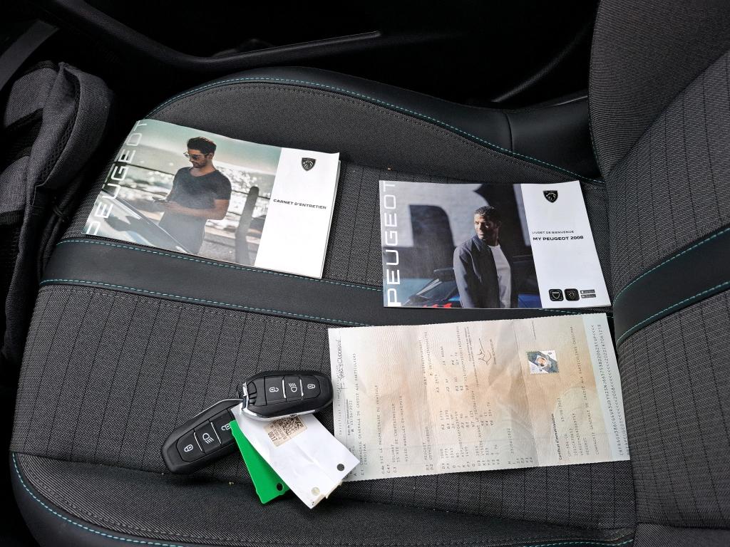 Peugeot 2008 BlueHDi 130 S&S EAT8 Allure Pack 2022