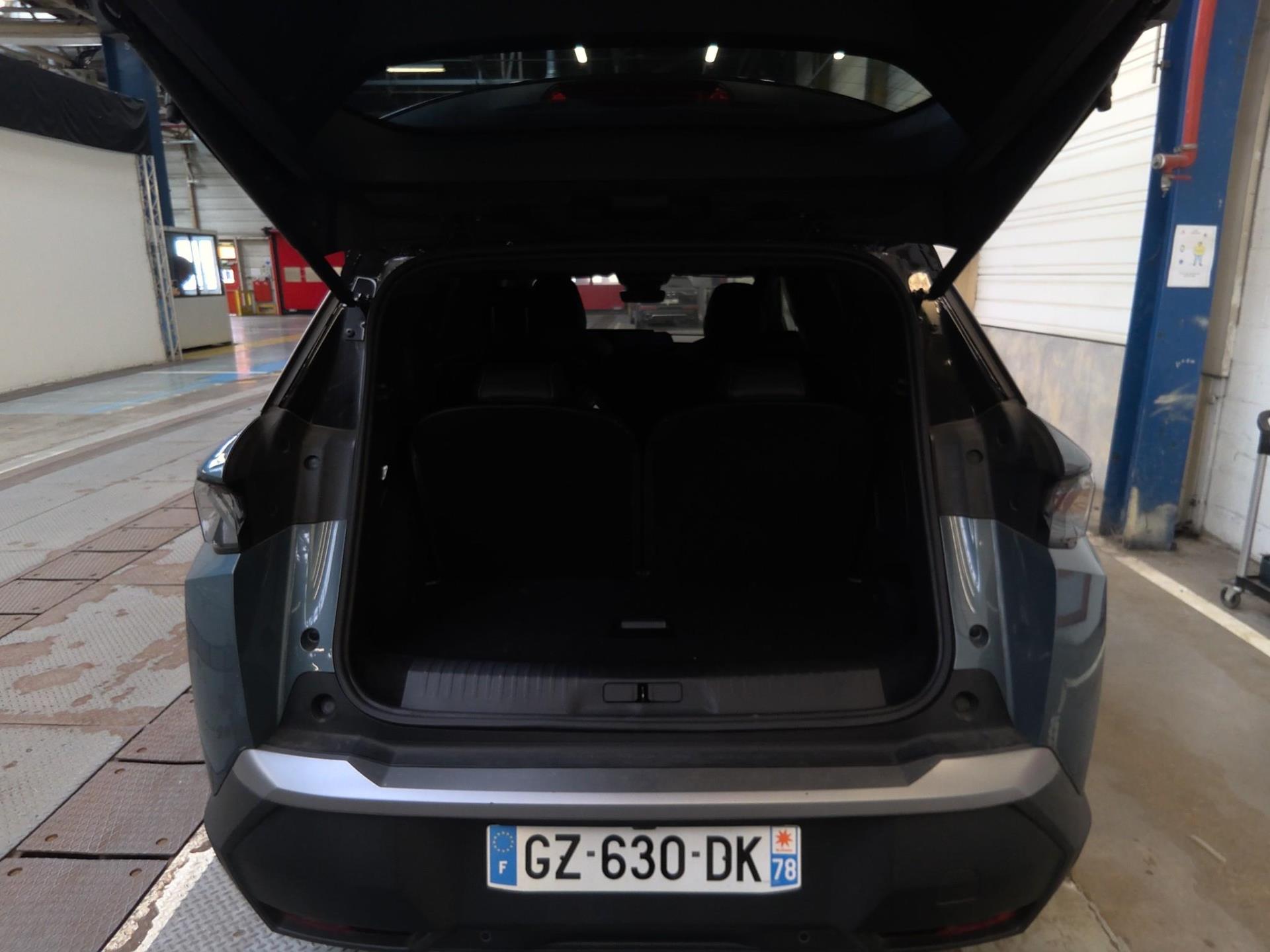 Peugeot 5008 Hybrid 136 e-DCS6 GT 2024