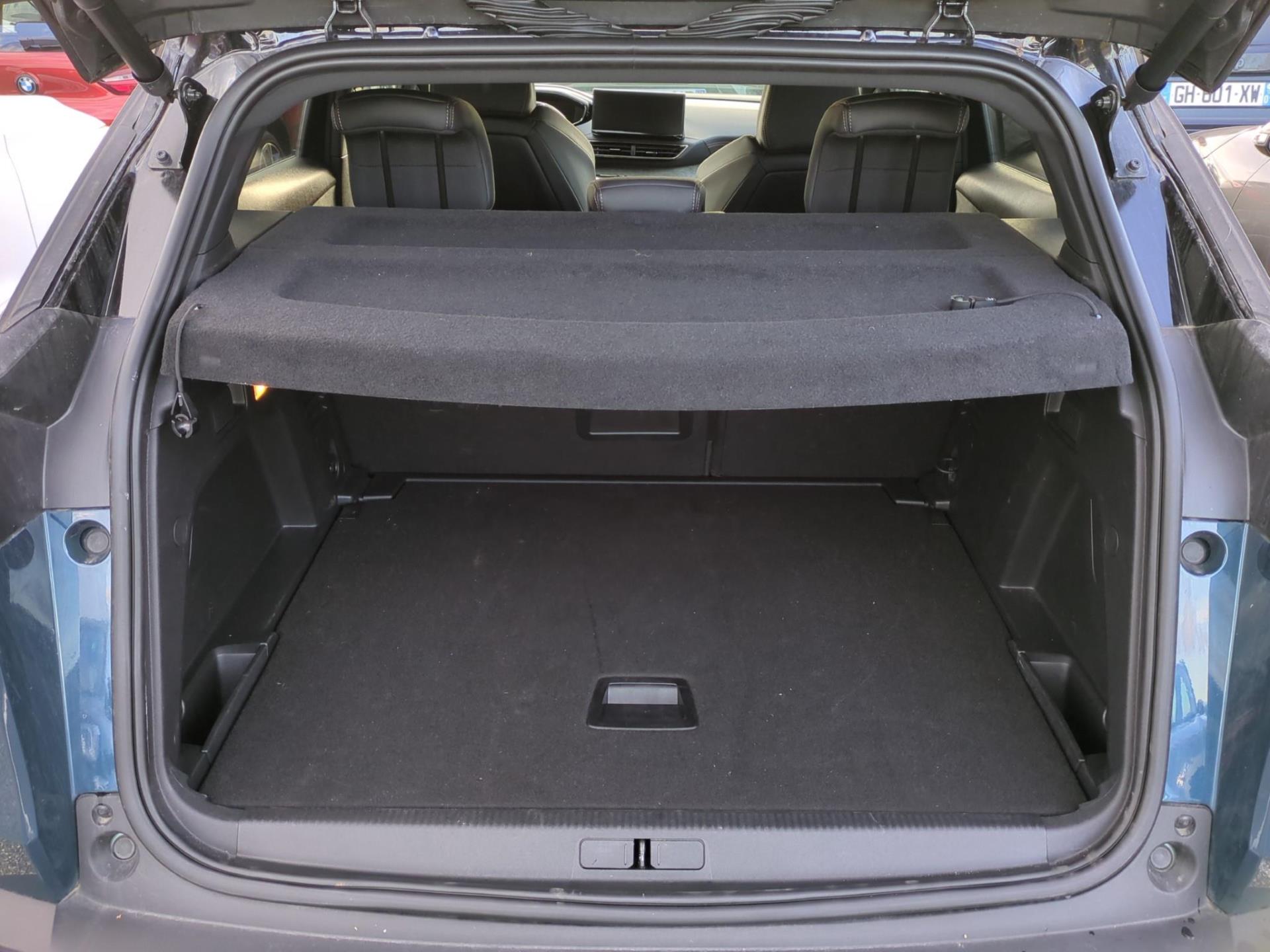 Peugeot 3008 Hybrid 136 e-DCS6 GT 2024