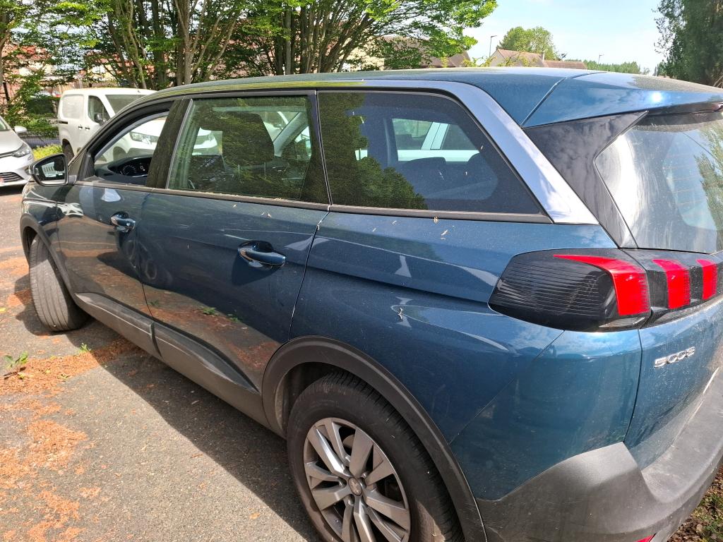 Peugeot 5008 PureTech 130ch S&S EAT8 Active Pack 2023