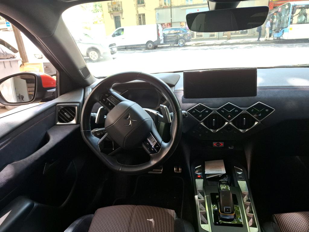 DS DS3 Crossback PureTech 155 EAT8 Ines de la Fressange Paris 2021