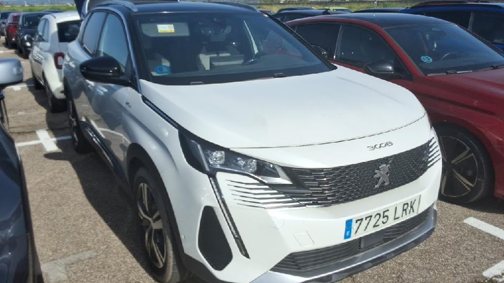 Foto Peugeot 3008 Hybrid 5