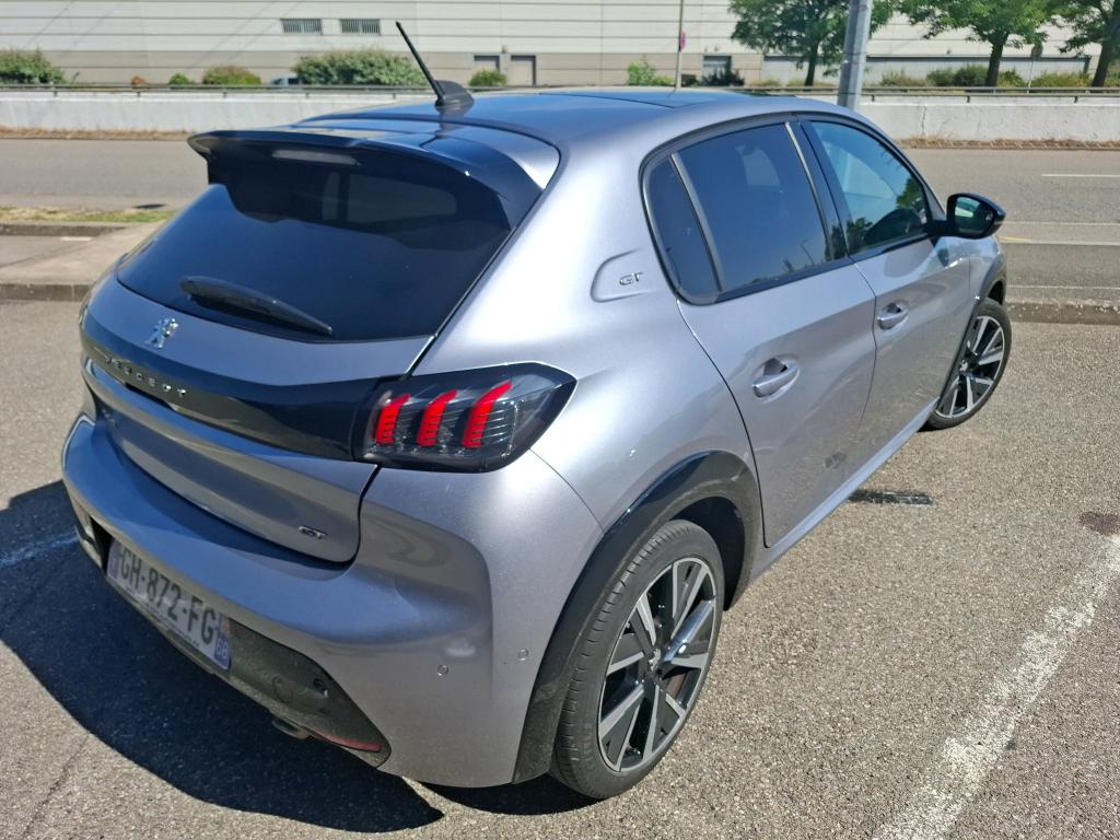 Peugeot 208 PureTech 100 S&S EAT8 GT 2022