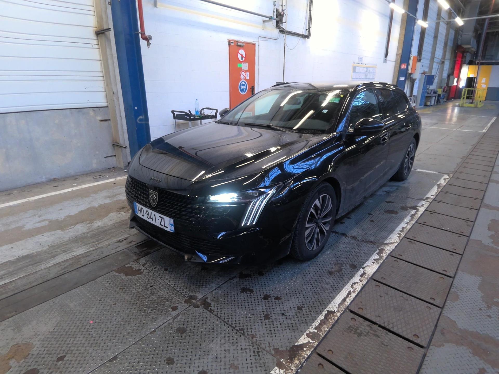 Peugeot 508 SW Hybrid 180 e-EAT8 Allure 2025