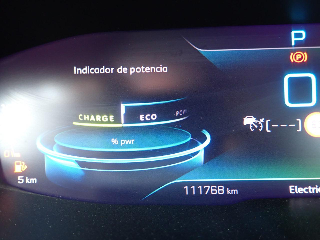 Foto Peugeot 3008 Hybrid 6