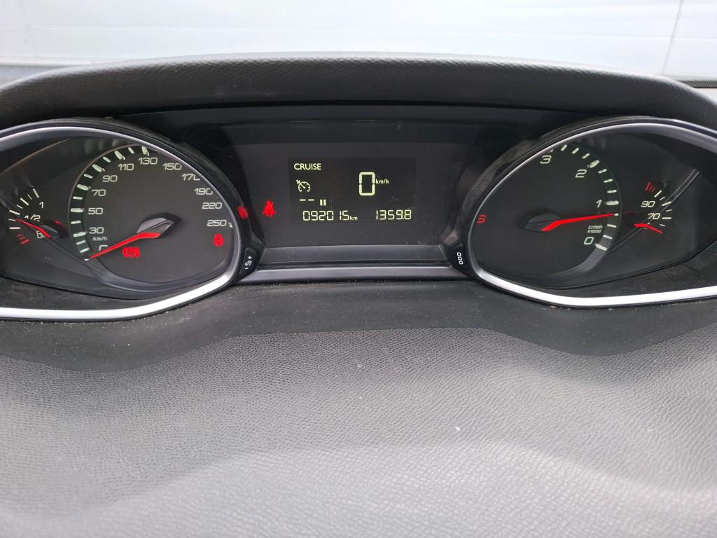 Peugeot 308 AFFAIRE 1.6 BLUEHDI 100 S&S BVM5 PREMIUM 2017