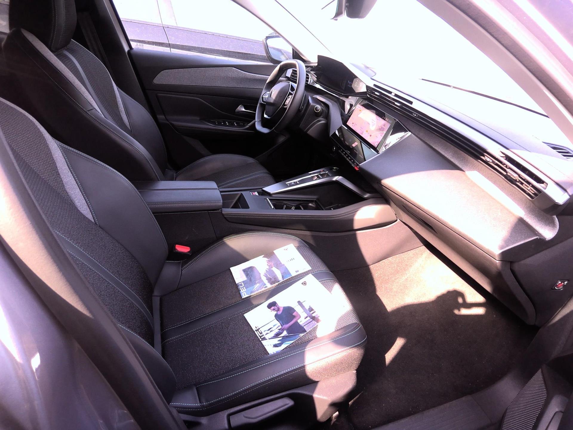 Peugeot 308 PHEV 180 e-EAT8 Allure Pack 2022