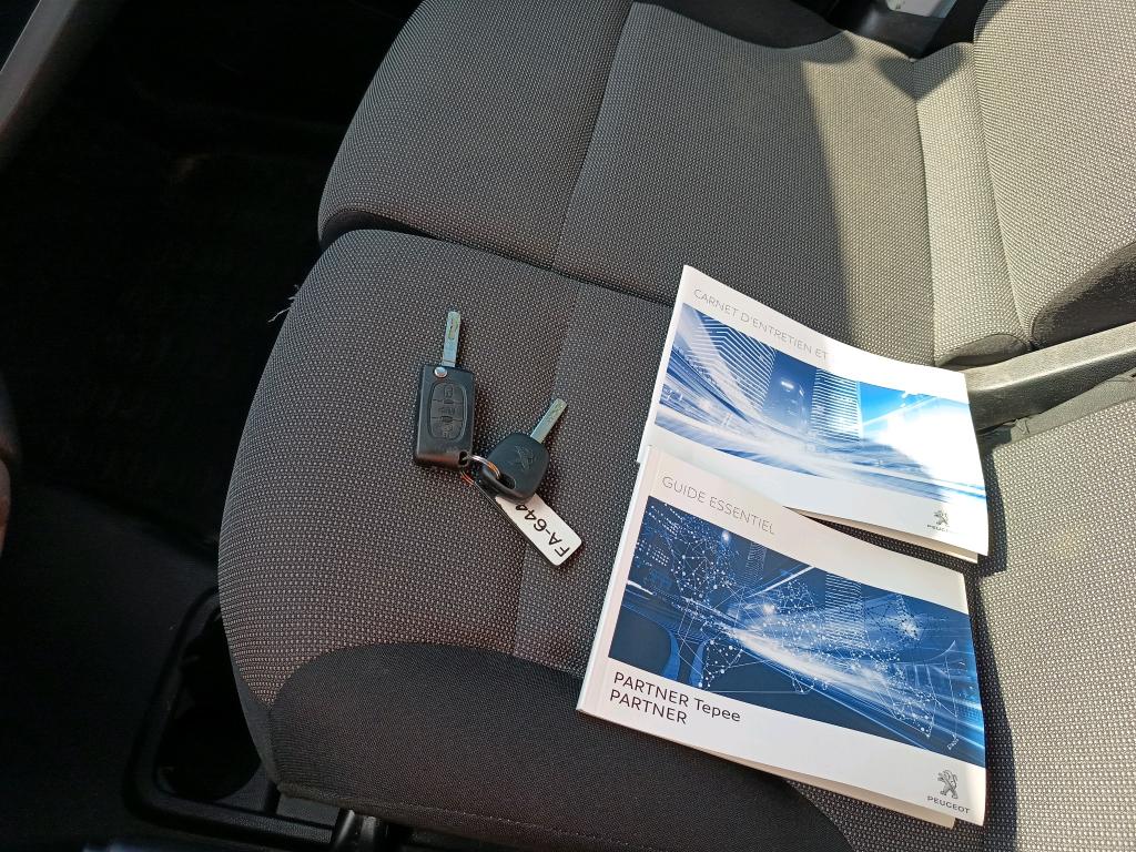 Peugeot PARTNER FOURGON STANDARD 1.6 BLUEHDI 75 BVM5 PREMIUM 2018