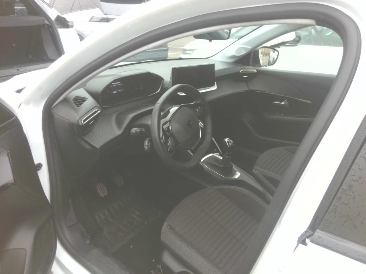 Foto Peugeot 208 3