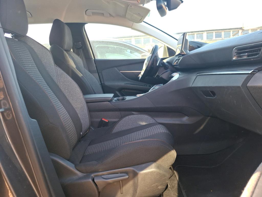 Peugeot 3008 BlueHDi 130ch S&S EAT8 Active Business 2021