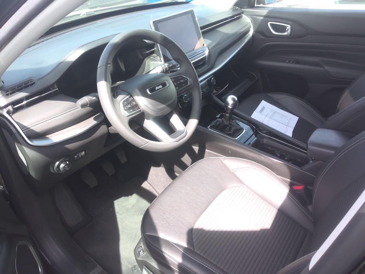 Foto Jeep Compass 4
