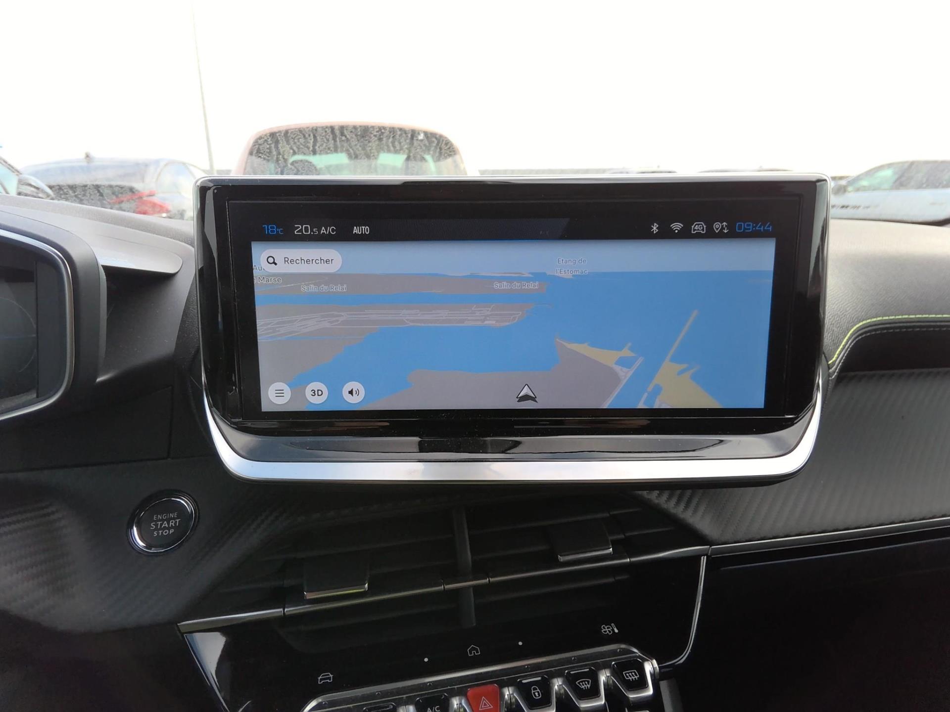 Peugeot 2008 Hybrid 136 e-DCS6 GT 2024