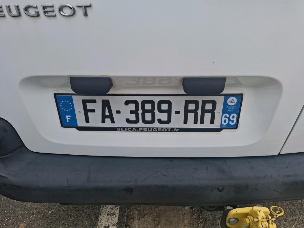 Peugeot PARTNER FOURGON STANDARD 1.6 BLUEHDI 75 BVM5 PREMIUM 2018