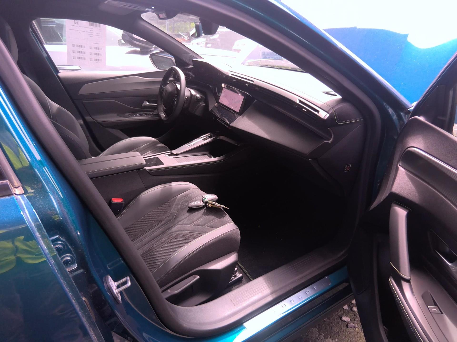 Peugeot 408 PHEV 225 e-EAT8 GT 2023