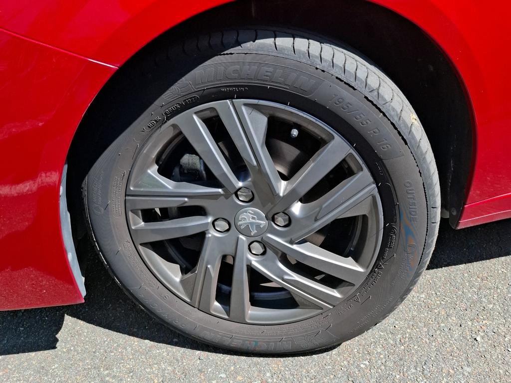 Peugeot 208 PureTech 100 S&S EAT8 Style 2022