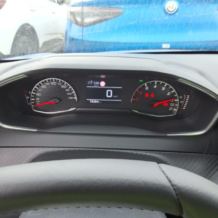 Foto Peugeot 208 7