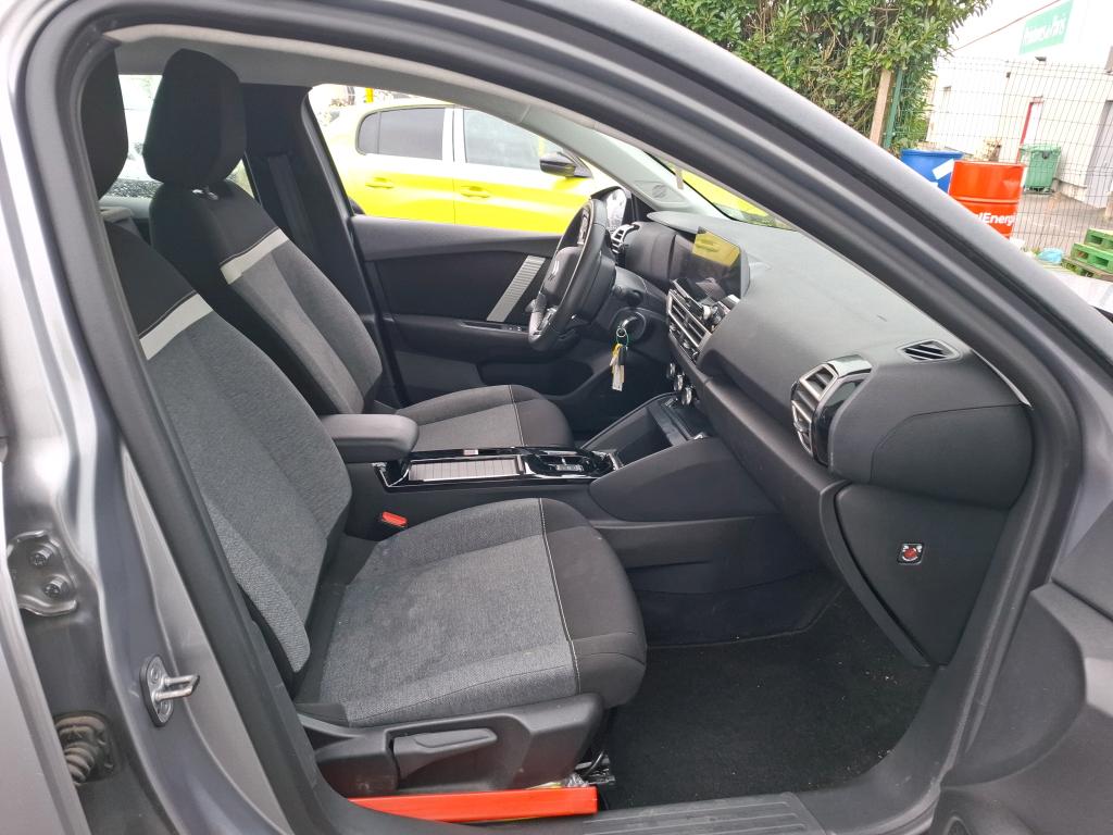 Citroen C4 SOCIETE BLUEHDI 130 S&S EAT8 FEEL NAV BUSINESS R 2022