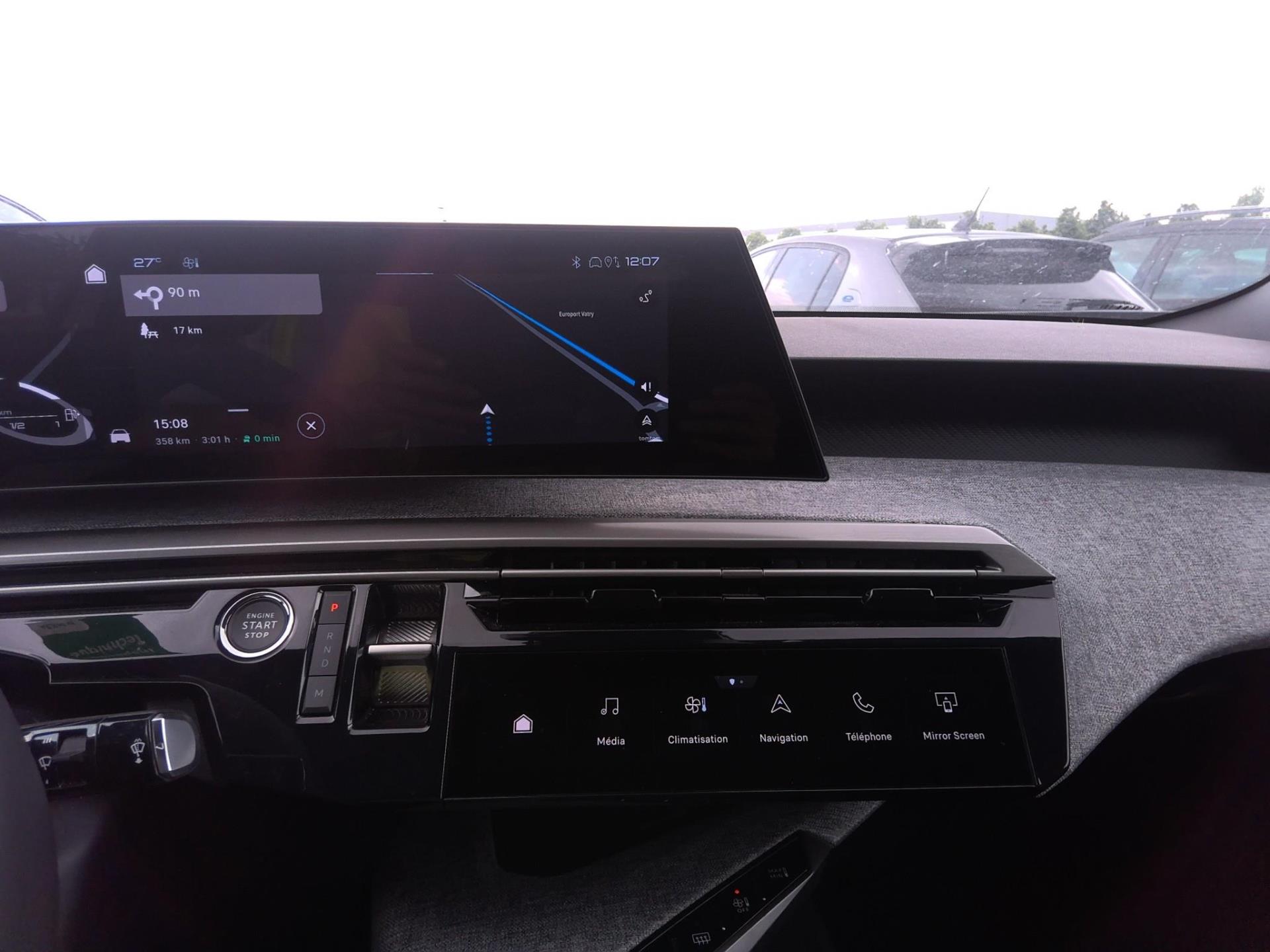 Peugeot 3008 Hybrid 136 e-DCS6 Allure 2024