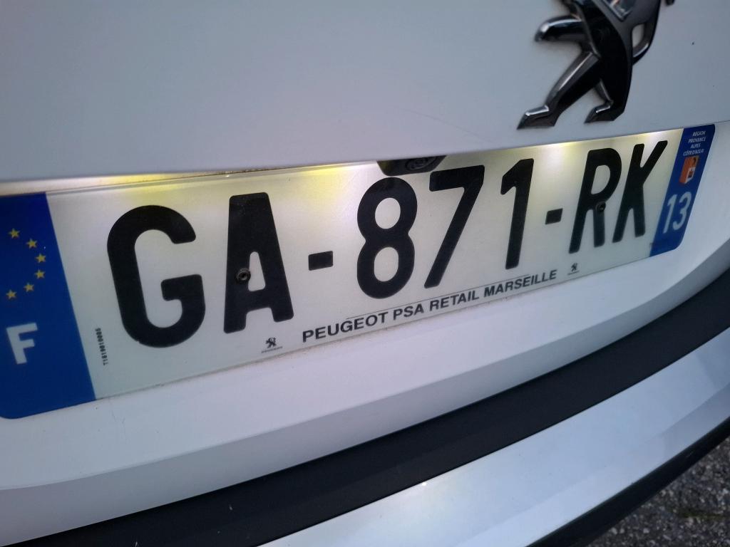 Peugeot 2008 BlueHDi 110 S&S BVM6 Allure Business 2021