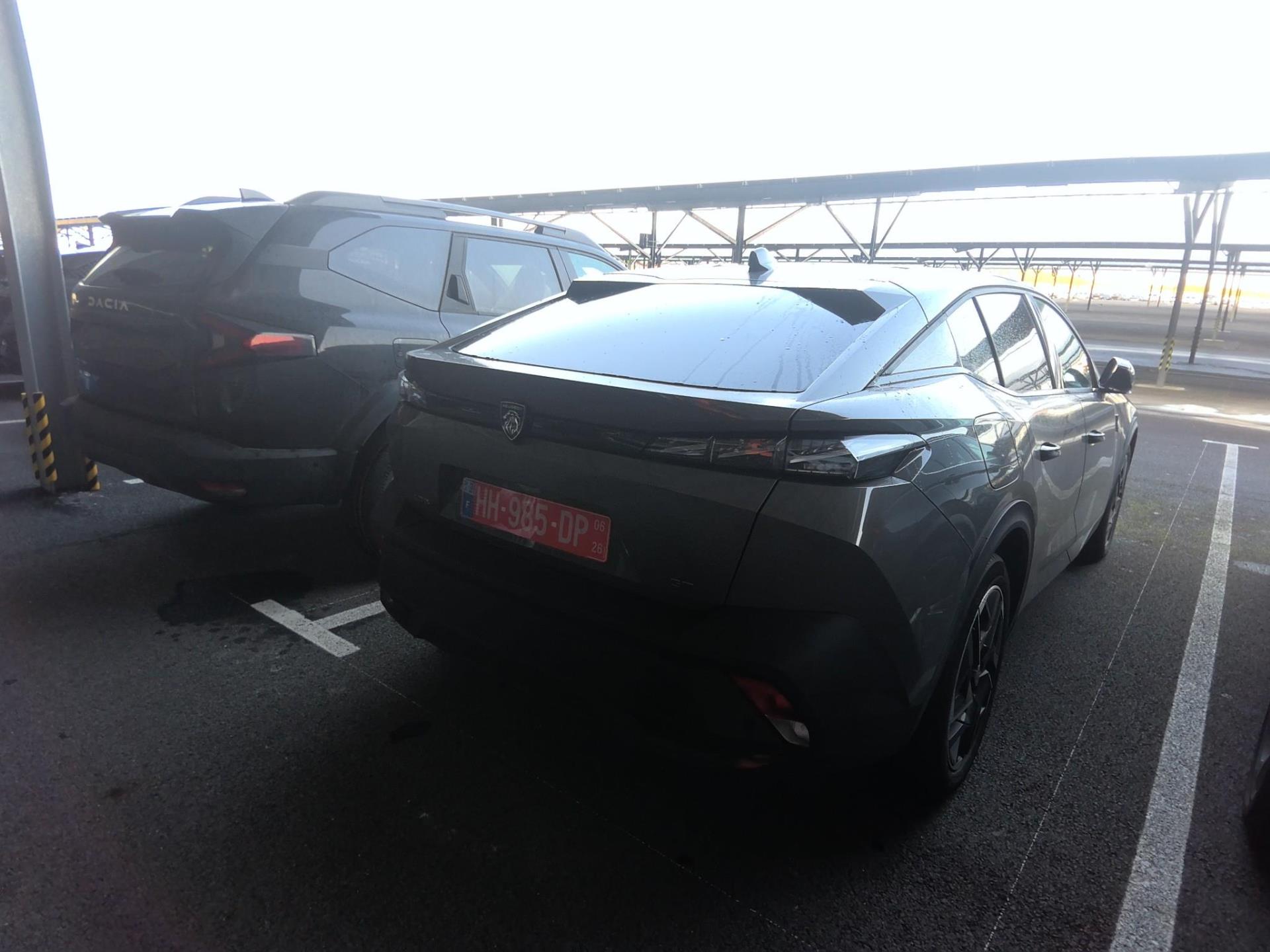 Peugeot 408 Hybrid 145 e-DCS6 GT 2025