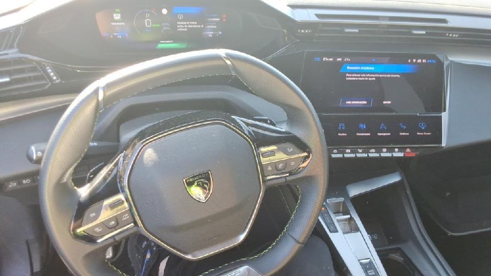 Foto Peugeot 508 Hybrid 7