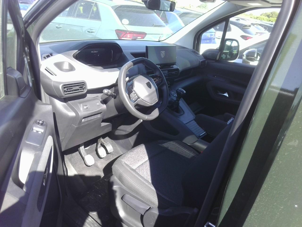 Foto Peugeot Rifter 5
